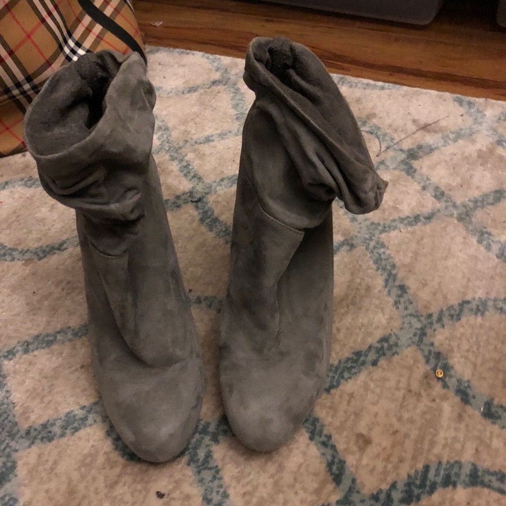 Aldo grey slouchy booties